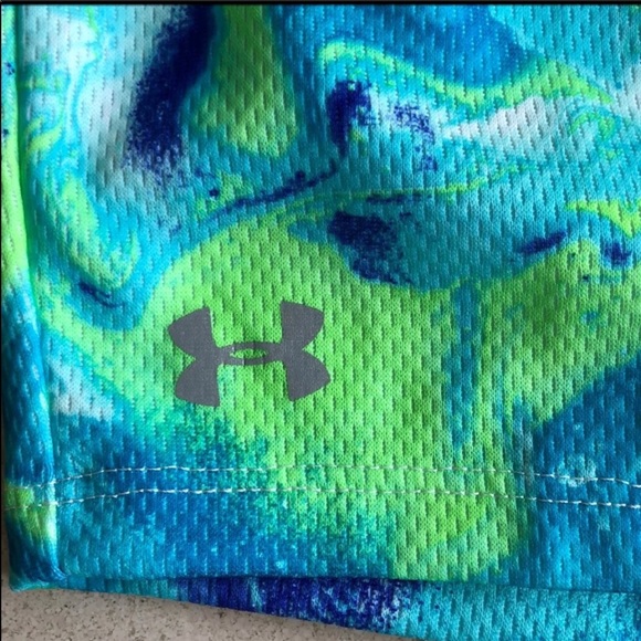  Under Armour Girl 2-pc Set (size 4 only) - Picture 7 of 8